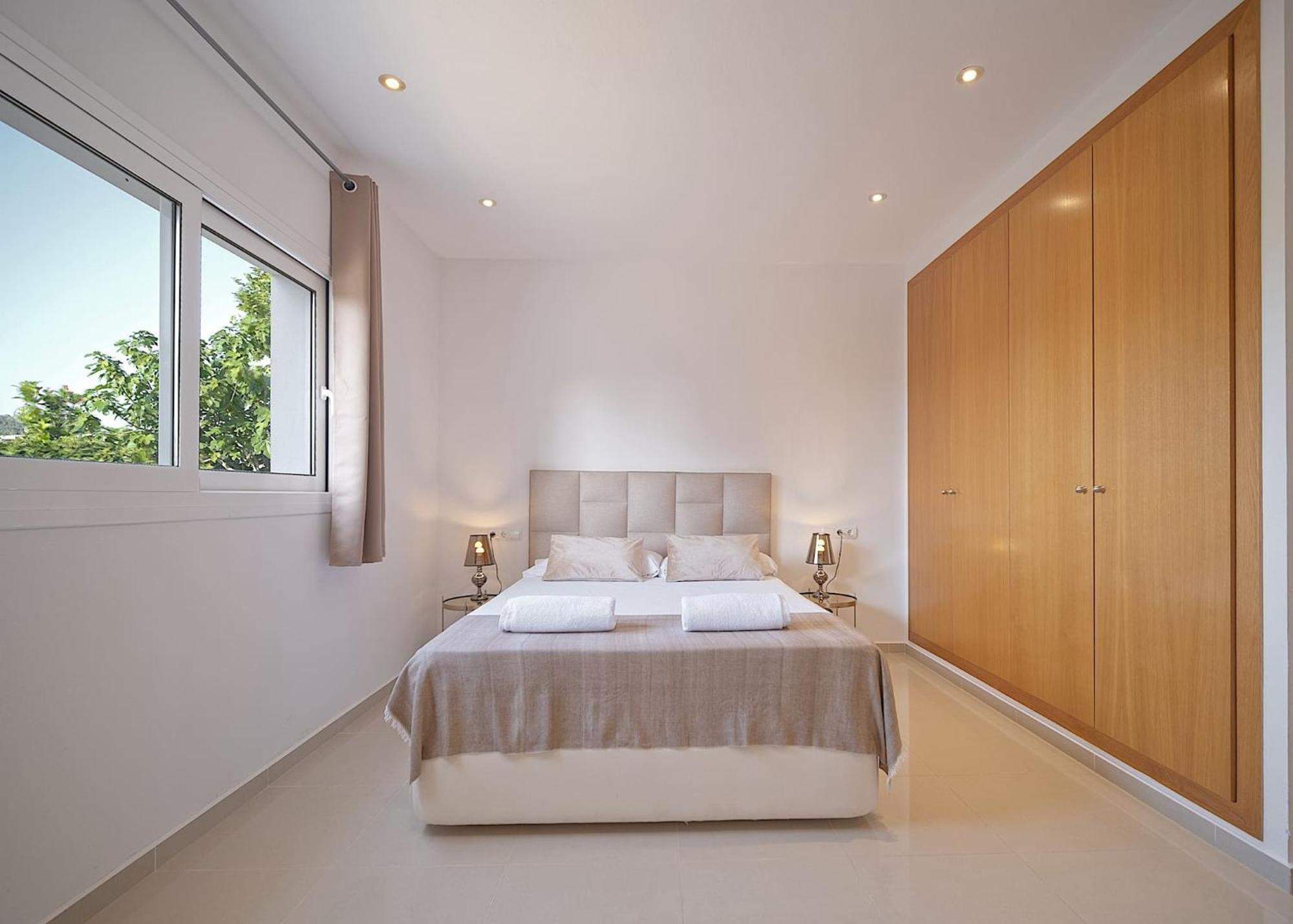 Villa Romeo 2Km From Ibiza Town And 1Km From Talamanca Beach Santa Eularia des Riu Ngoại thất bức ảnh