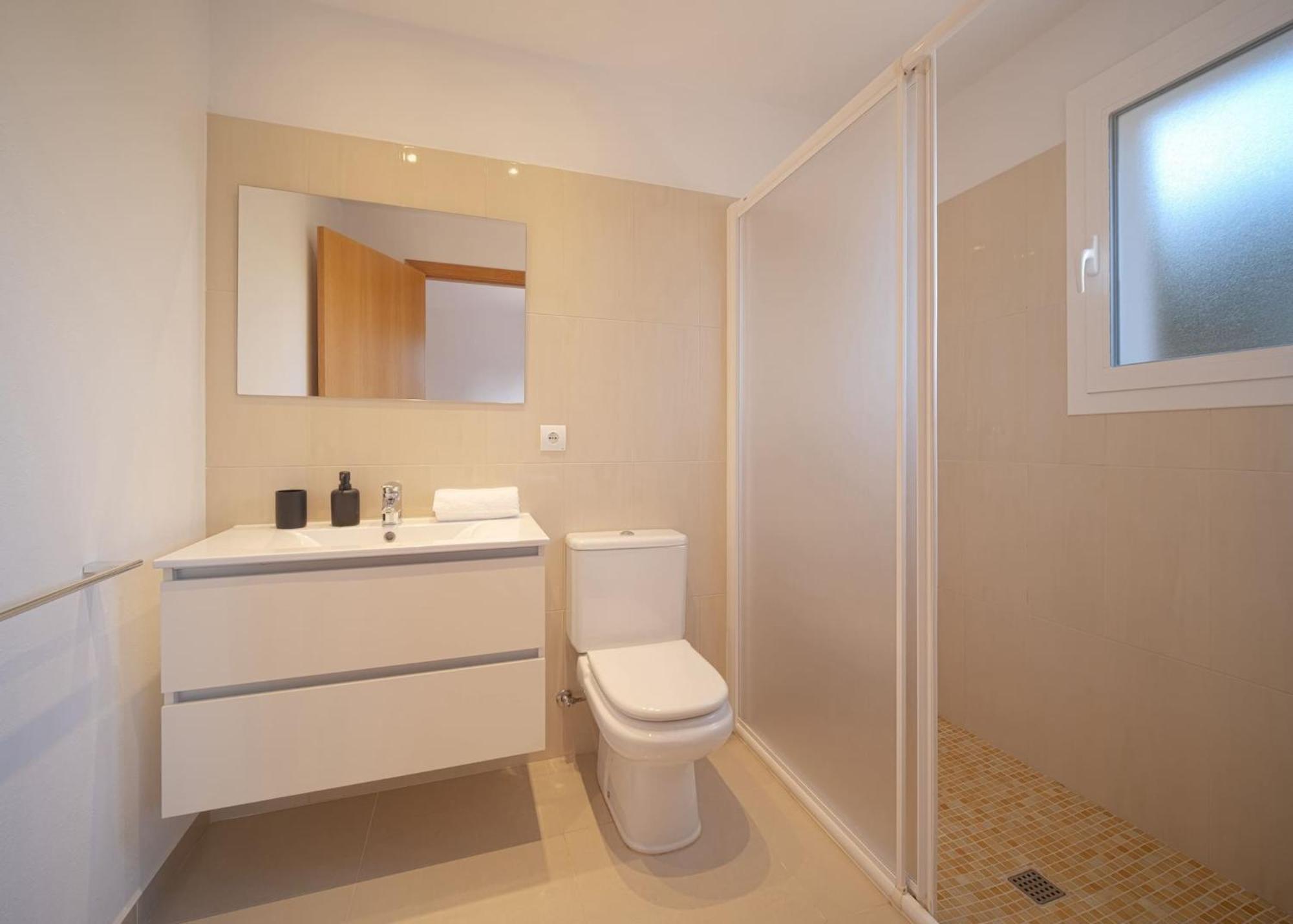 Villa Romeo 2Km From Ibiza Town And 1Km From Talamanca Beach Santa Eularia des Riu Ngoại thất bức ảnh