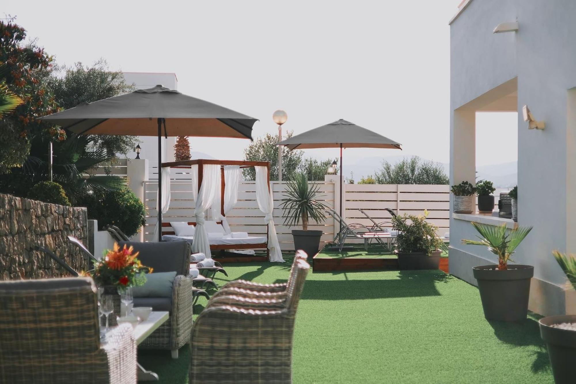 Villa Romeo 2Km From Ibiza Town And 1Km From Talamanca Beach Santa Eularia des Riu Ngoại thất bức ảnh