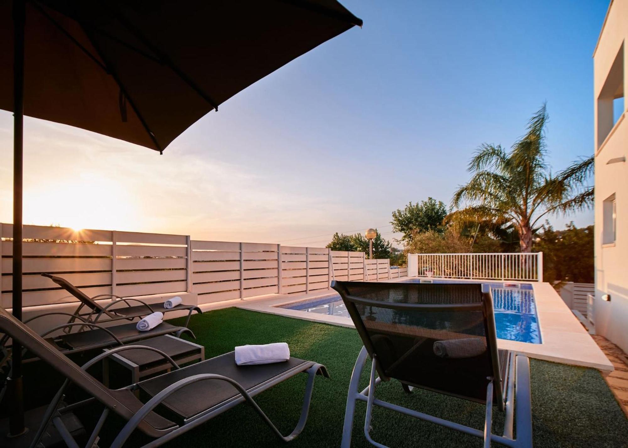 Villa Romeo 2Km From Ibiza Town And 1Km From Talamanca Beach Santa Eularia des Riu Ngoại thất bức ảnh