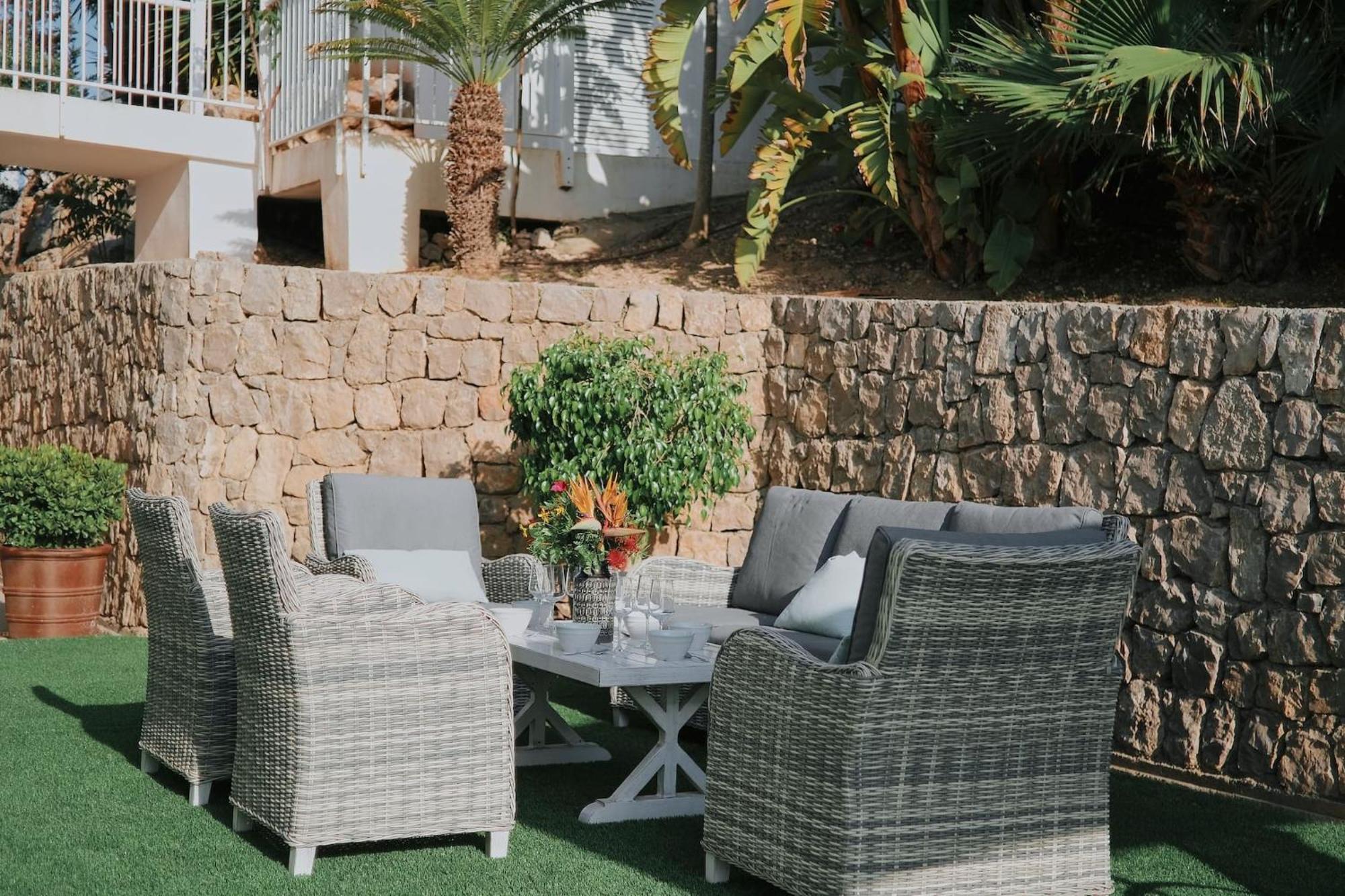 Villa Romeo 2Km From Ibiza Town And 1Km From Talamanca Beach Santa Eularia des Riu Ngoại thất bức ảnh